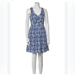 Milly Banvin Dress in Blue & White Medallion Print Size 10